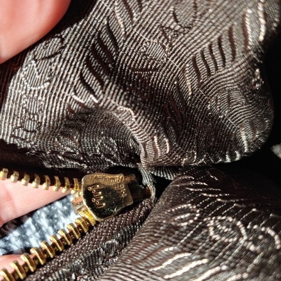 PRADA 
Saffiano Lux Large Tote Cocoa Brown - Picture 7 of 16